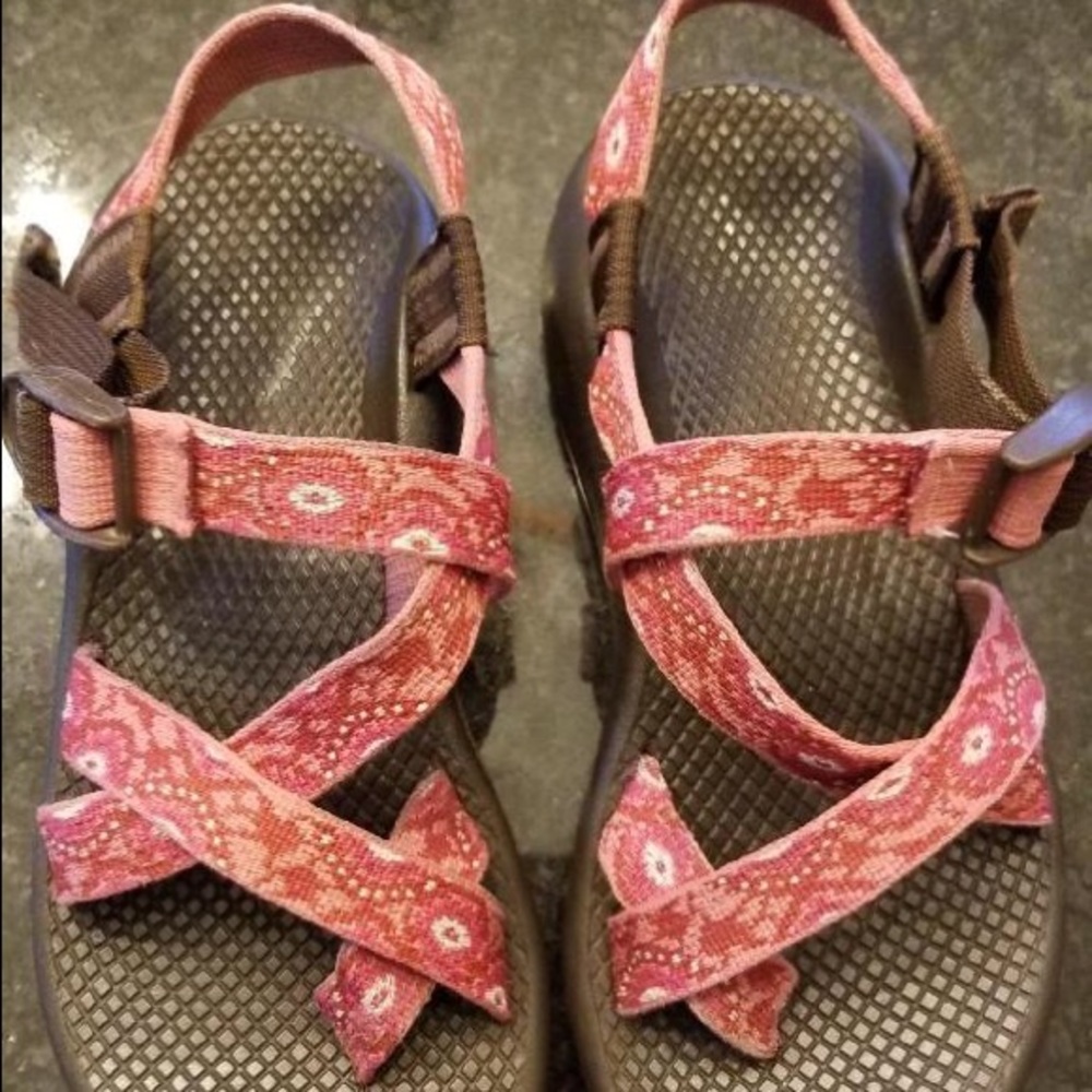 Red, pink and white colored chocos